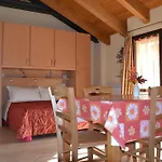 Bellevue Aparthotel Antey-Saint-André