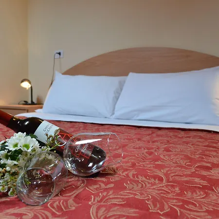 Bellevue Aparthotel 4*